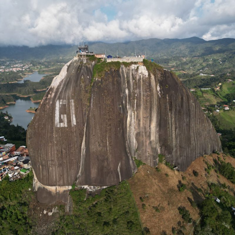 EL TOUR A GUATAPÉ